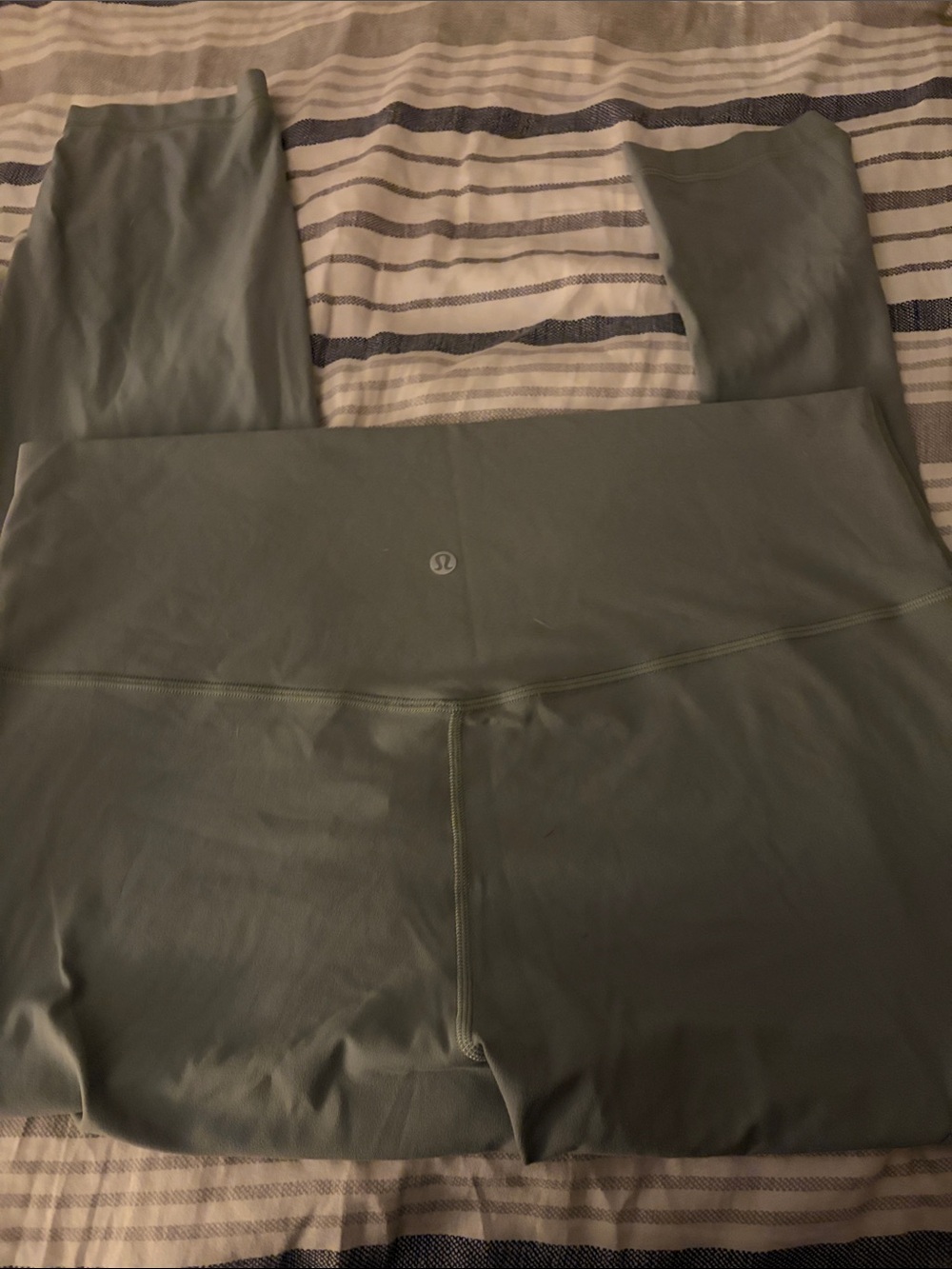 lululemon athletica Womens Olive Green Jersey Leggings - Picture 2 of 2